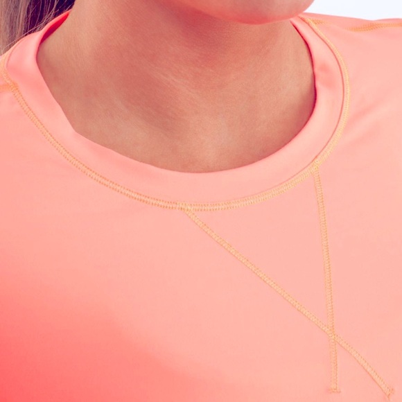 Lululemon Run: Warm Up Crew
Coral Orange - sz 4 - Picture 4 of 15